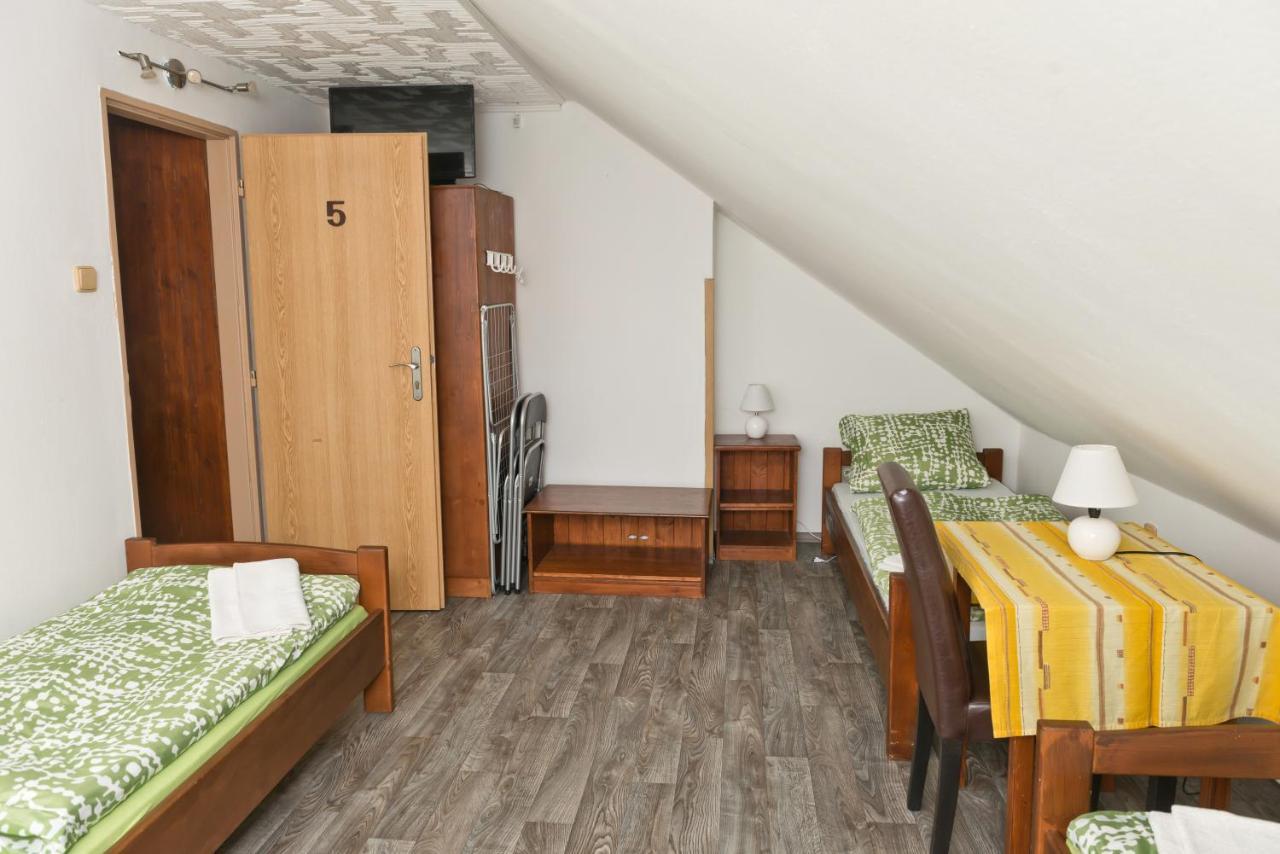 Penzion Pod Svahem Zelezna Ruda Exterior foto